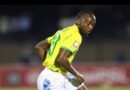 U- Shalulile ufumana umvuzo wakhe