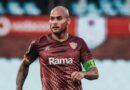 UJohannes uyalivuma uxinzelelo lwePirates kwaye uncoma ulutsha lwangoku